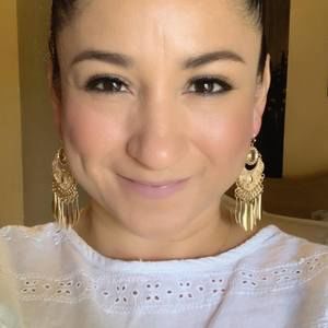 Meet your Posher, Aracely